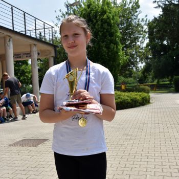 andrassyzola@gmail.com