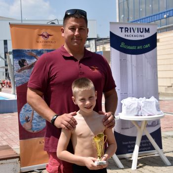 andrassyzola@gmail.com