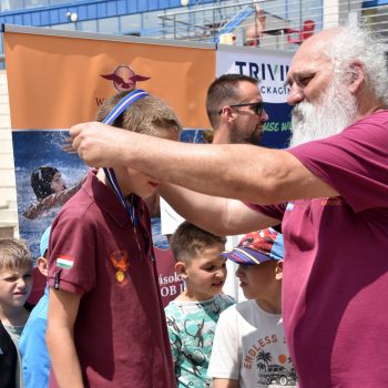 andrassyzola@gmail.com