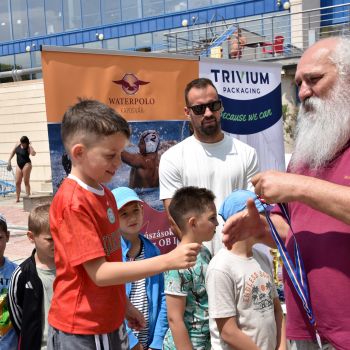 andrassyzola@gmail.com