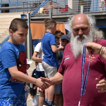 andrassyzola@gmail.com