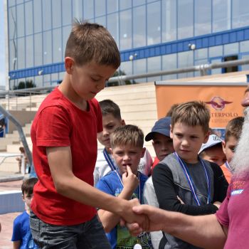 andrassyzola@gmail.com