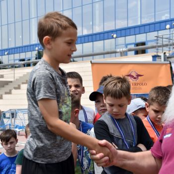 andrassyzola@gmail.com