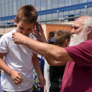 andrassyzola@gmail.com