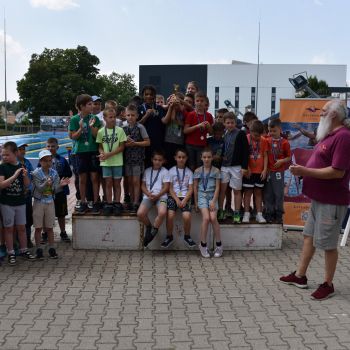 andrassyzola@gmail.com