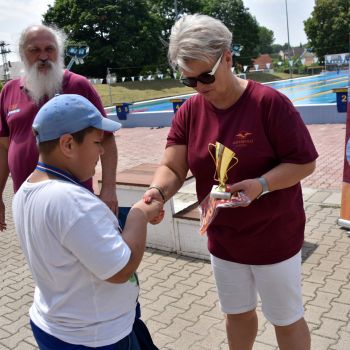 andrassyzola@gmail.com