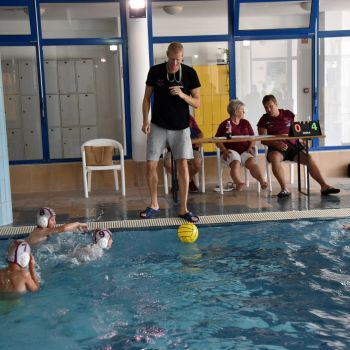 andrassyzola@gmail.com